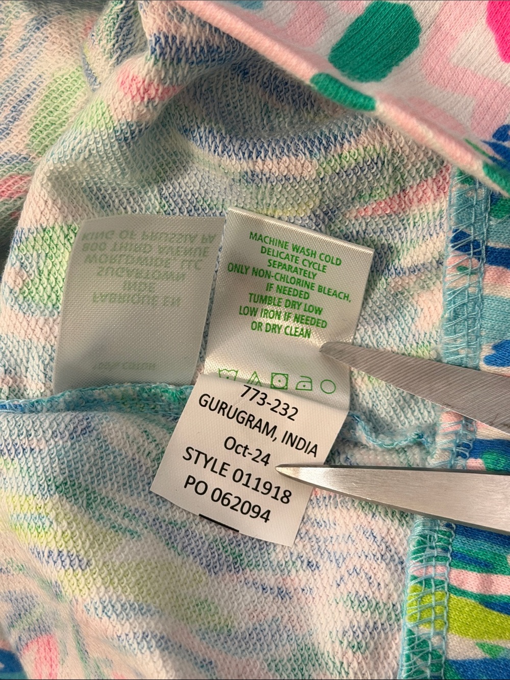 Lilly Pulitzer Size Large Jansen Sweatshirt Blue Ibiza Cabana Long Sleeve NWT L - Picture 7 of 12